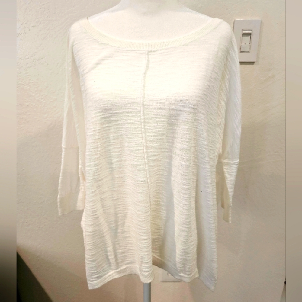 Express Women's Top White Medium EUC